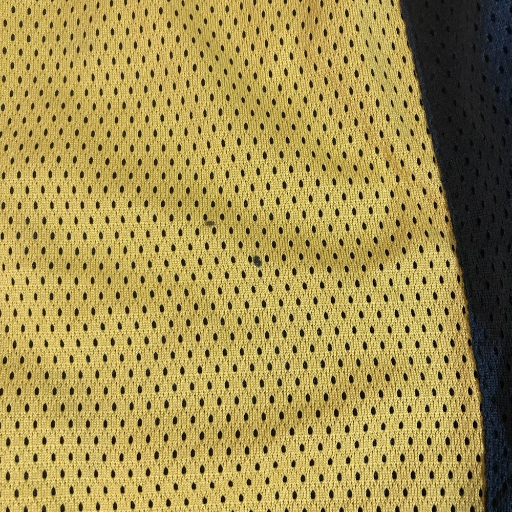 Boys Nike tank top. - Picture 2 of 5